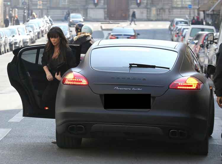 Kim Kardashian Mercedes Benz
