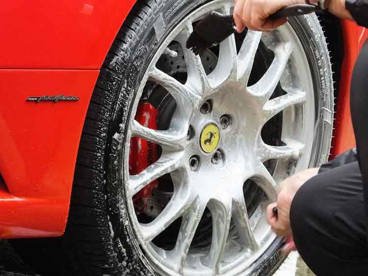 how to clean alloy wheels